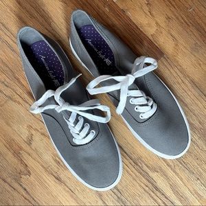 NEW American Eagle women’s gray canvas sneaker sz 6.5